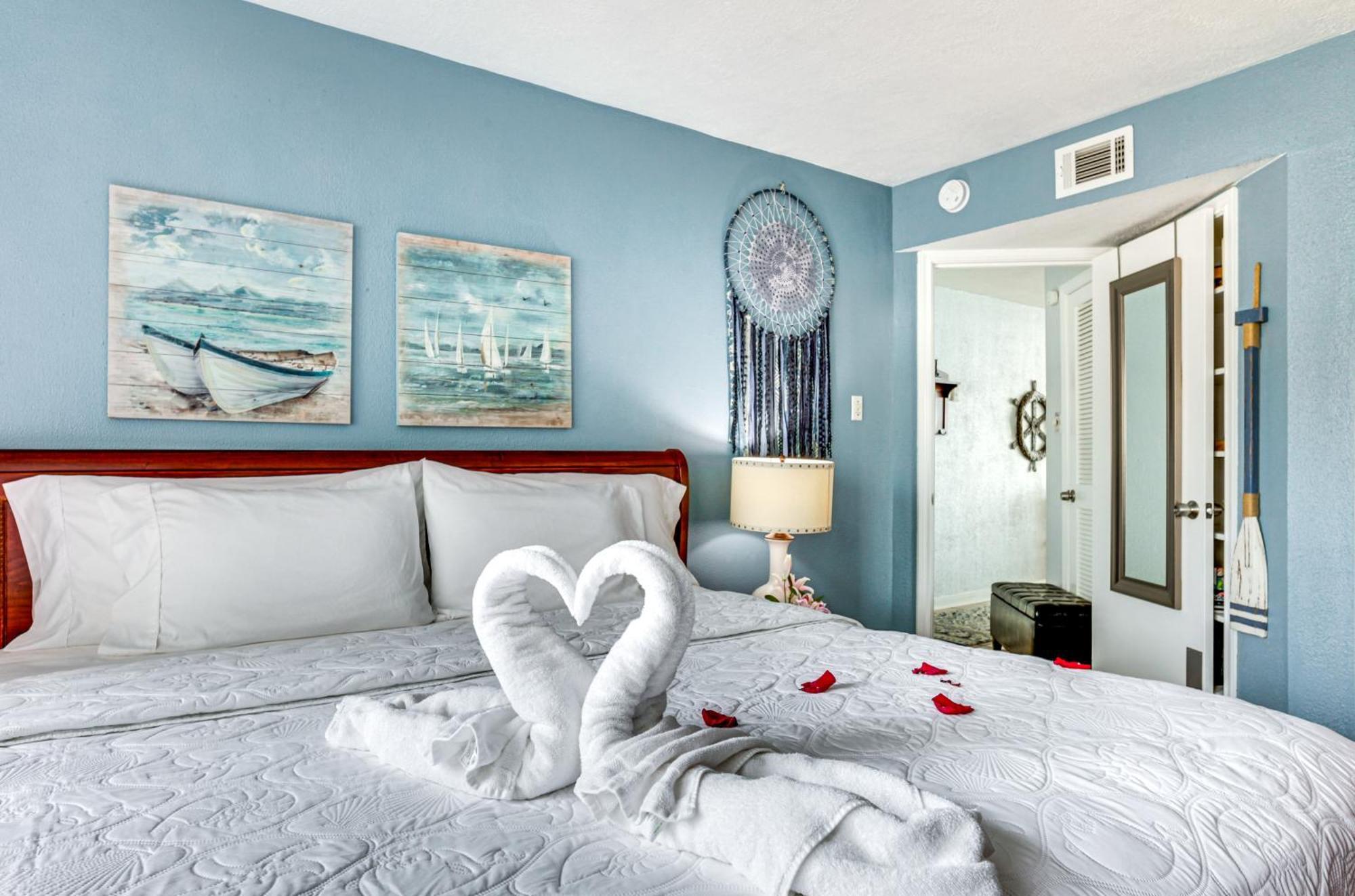 Resort-Style Lake Conroe Retreat With Balcony And View Willis Екстериор снимка
